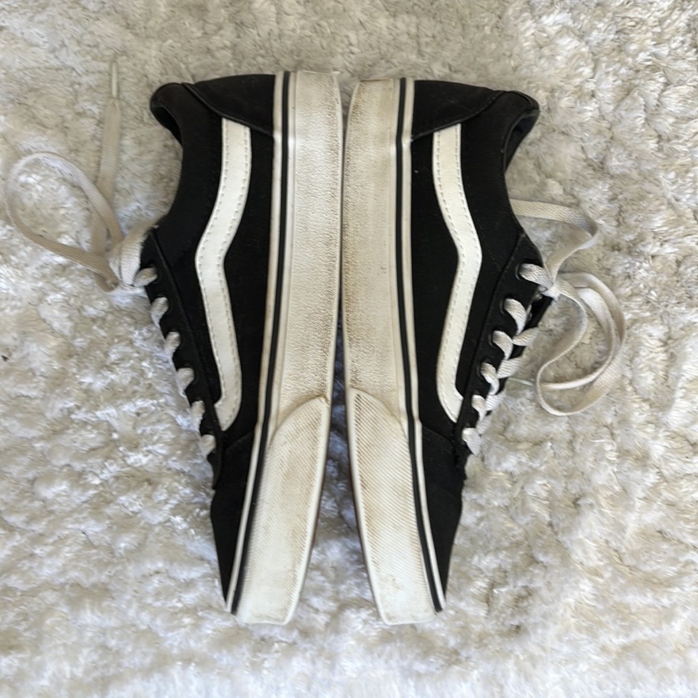 Vans Old Skool Skate Shoe - Picture 5 of 13